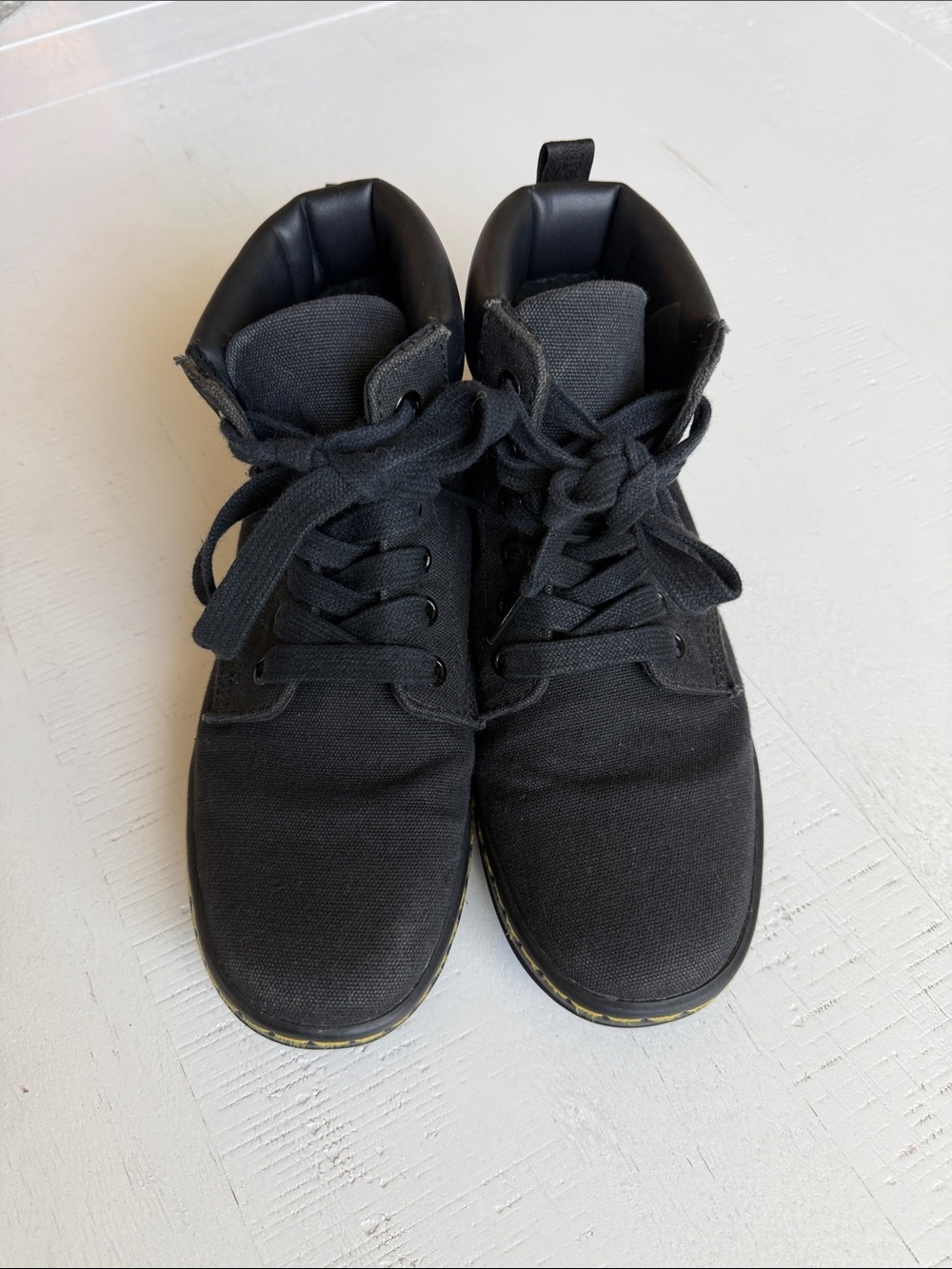 Dr. Marten Sneakers